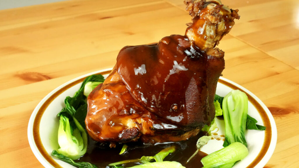 Braised pork knuckle (1) featured image