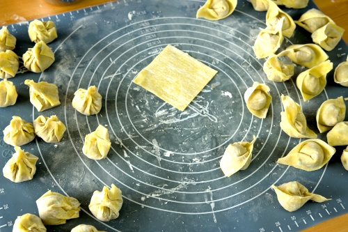 How to wrap wontons