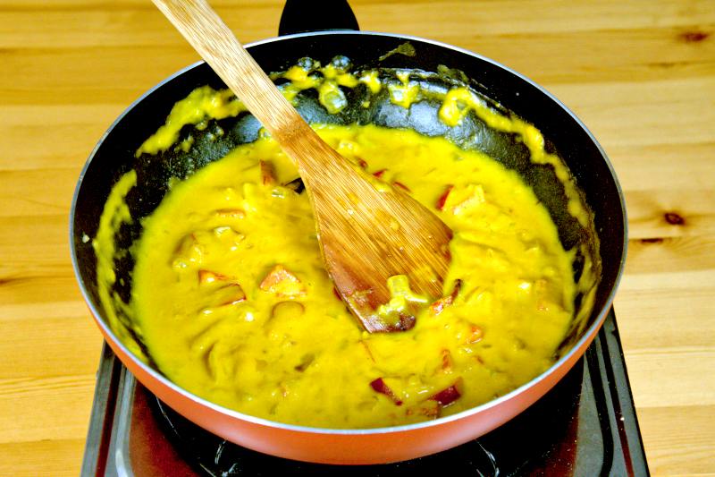 the mango sauce