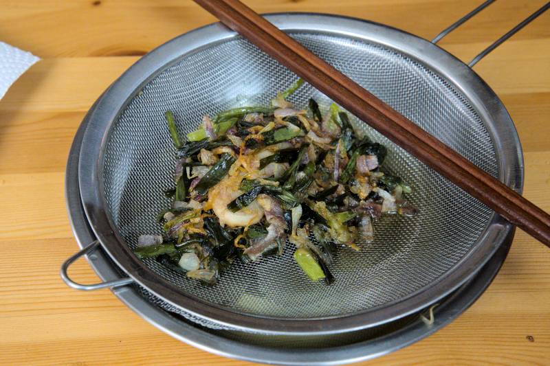 the crispy scallion