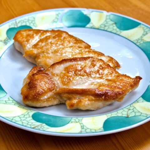 How to Pan-Fry Chicken Breast Without Drying Them Out