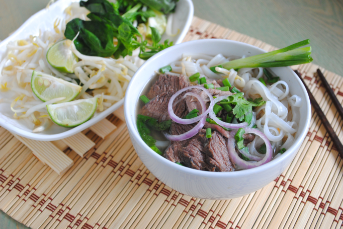 Vietnamese pho recipe- how to cook Vietnamese noodle soup