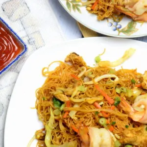 Singapore noodles top view