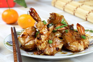 Pan-fried shrimps with soy sauce