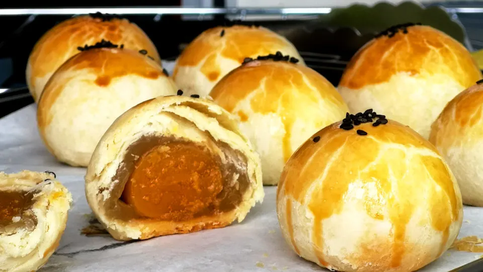Chinese salted egg yolk pastry (蛋黄酥, 鹹蛋酥, Harm Tarn Soh) is an all-time favorite among the Chinese, particularly during the Mid-Autumn Festival and Chinese New Year.