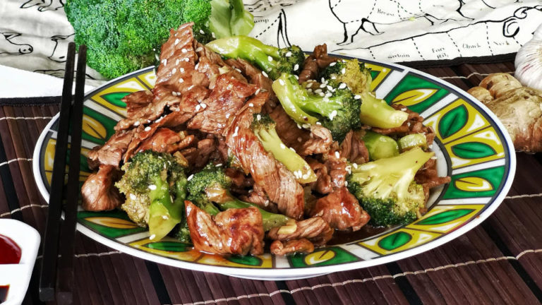 beef and broccoli sti-fry featured image