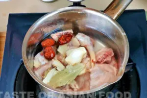 Drunken chicken - prepare the stock