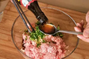 Szechuan wonton - filling