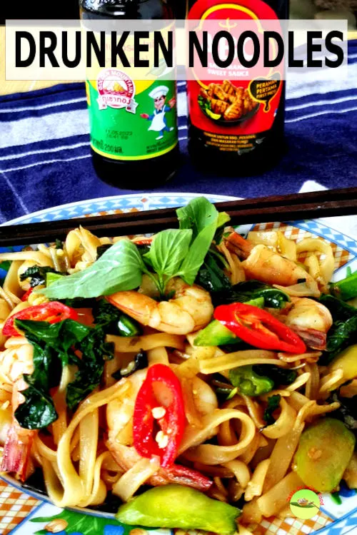 This recipe shows you how to stir-fry Thai drunken noodles (phad kee mao, pad kee mow) that are spicy with plenty of basil.
