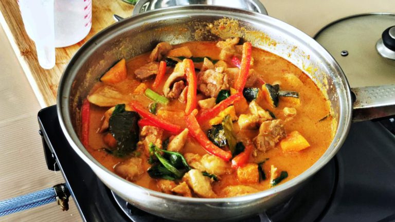 Thai red chicken curry is the best Thai curry, season with kaffir lime and fish sauce to get the authentic flavor. The curry paste is made from scratch.