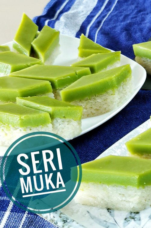 Seri Muka (Kueh salat) is a dainty dessert with pandan flavor custard sitting on glutinous rice. A comprehensive guide on how to make it.
