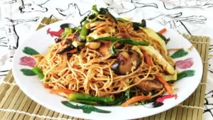 Vegetable stir fry noodles featured image