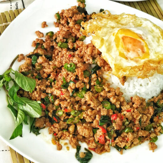Pad Kra Pao How to stirfry pork with Thai basil (amazing Thai recipe)