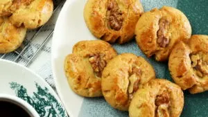 Chinese walnut cookies featured image