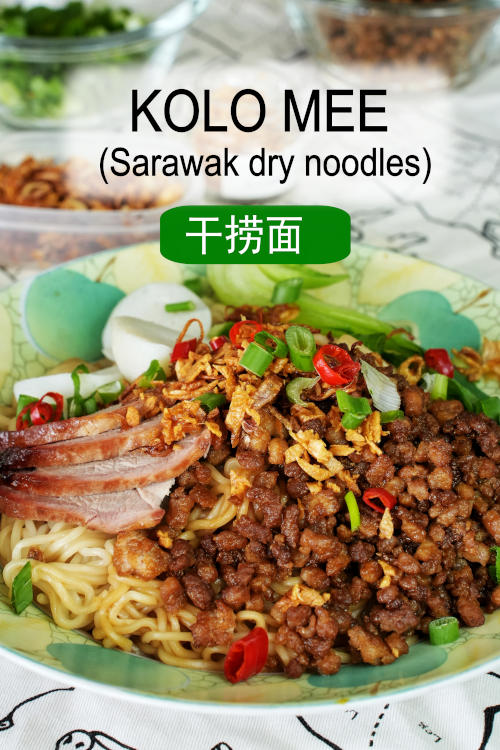Enjoy your kolo mee by preparing it at home. This kolo mee recipe only needs minced meat, noodles, and common ingredients.