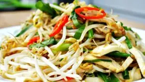 bean sprouts stir-fry (4) featured image