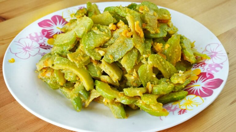 bitter gourd with eggs (1) featured image