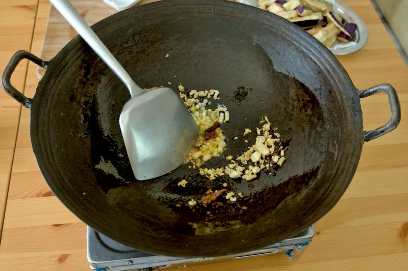 eggplant and mushrooms stir-fry