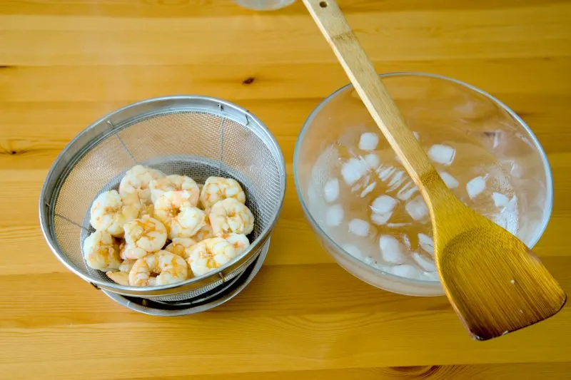 How to make shrimp fruit salad