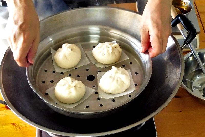 Steam the Pao on high heat for eight minutes with plenty of water and cover at all times during the entire steaming process.