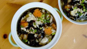 Seaweed egg drop soup featured image