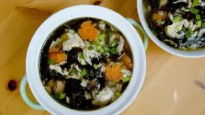 Seaweed egg drop soup featured image