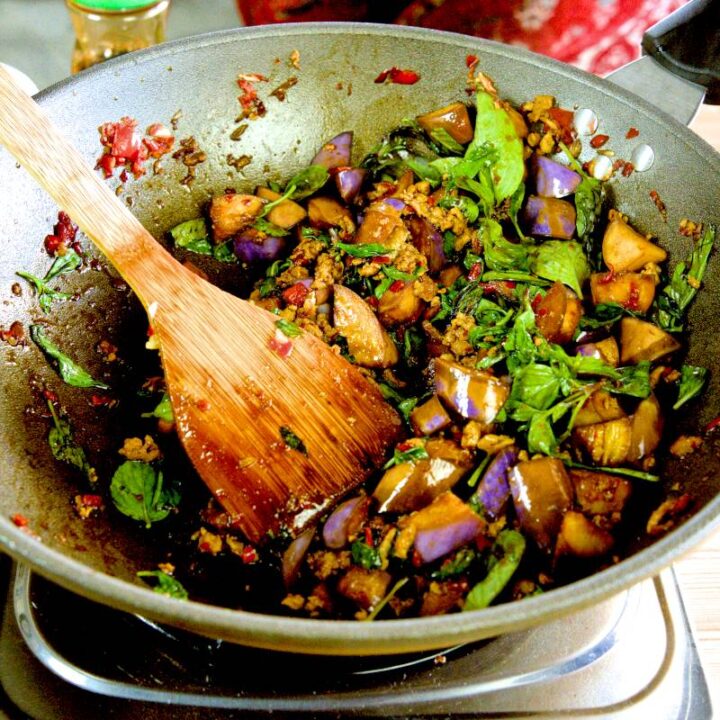 Thai stir-fry eggplant (11) square 800