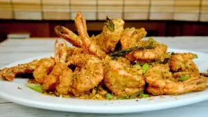 Typhoon shelter shrimp image (28) featured image