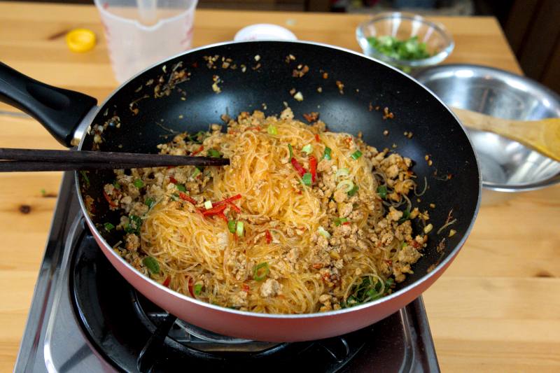 prepare ants climbing a tree with low heat and add some water