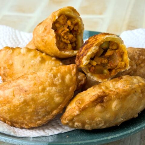 Curry puff pastry (3) 800